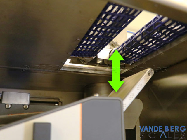 Bottom Labeler raises and lowers pneumatically to store for washdown. (Cover must be secured for washdown)